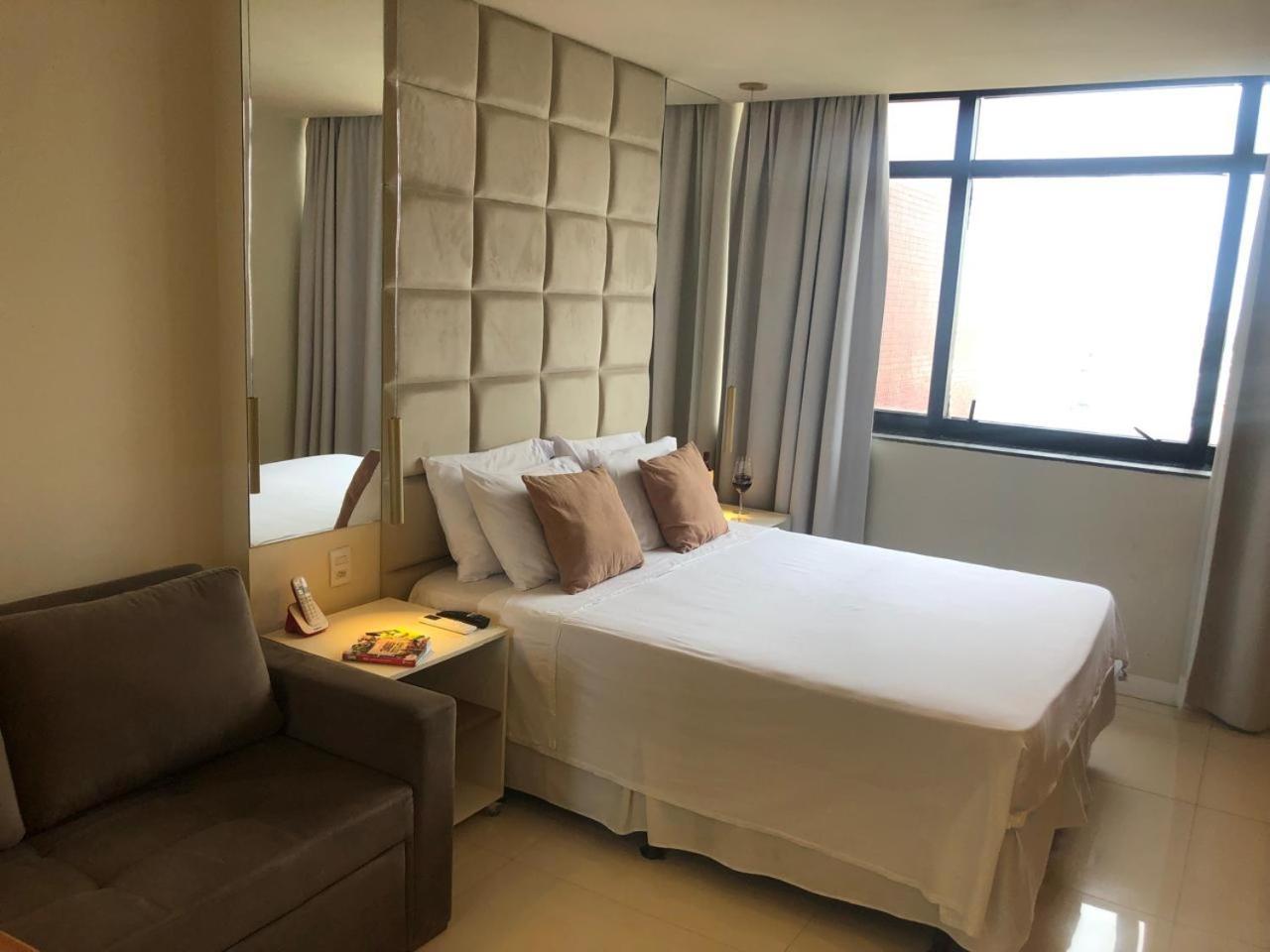 Oito Zero Um - Flat Sol Victoria Marina Apartment ซัลวาดอร์ ภายนอก รูปภาพ