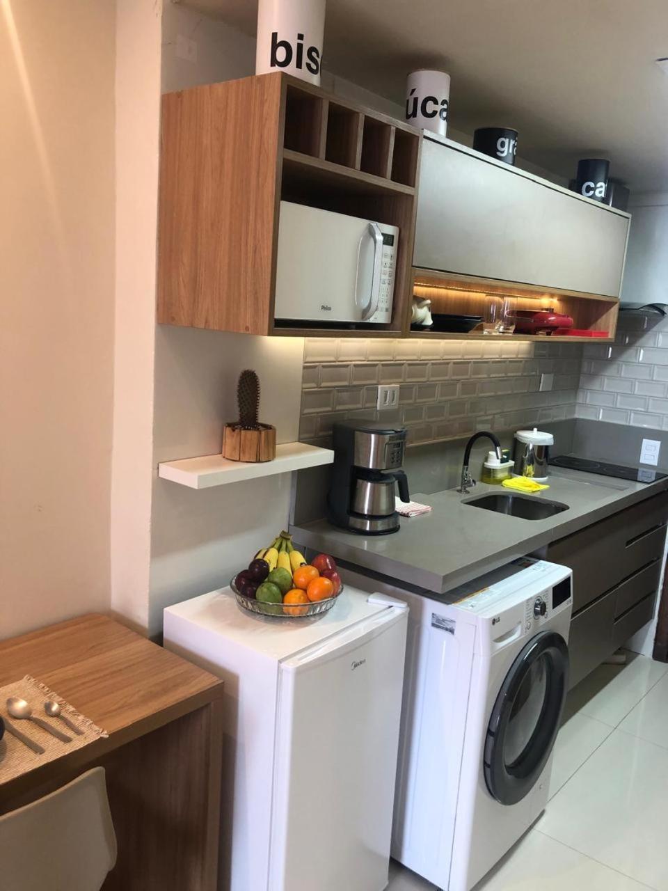Oito Zero Um - Flat Sol Victoria Marina Apartment ซัลวาดอร์ ภายนอก รูปภาพ